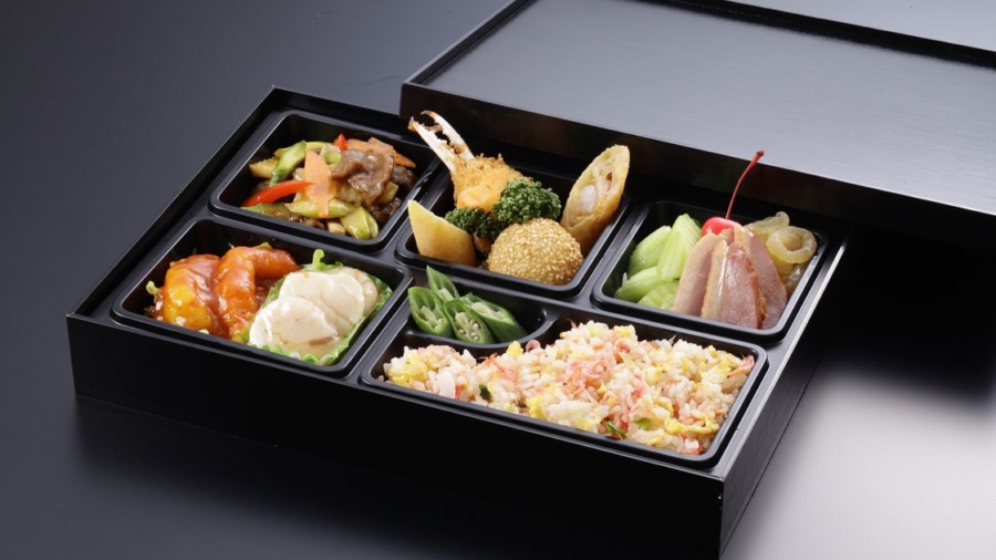 宜蘭弁当2400円