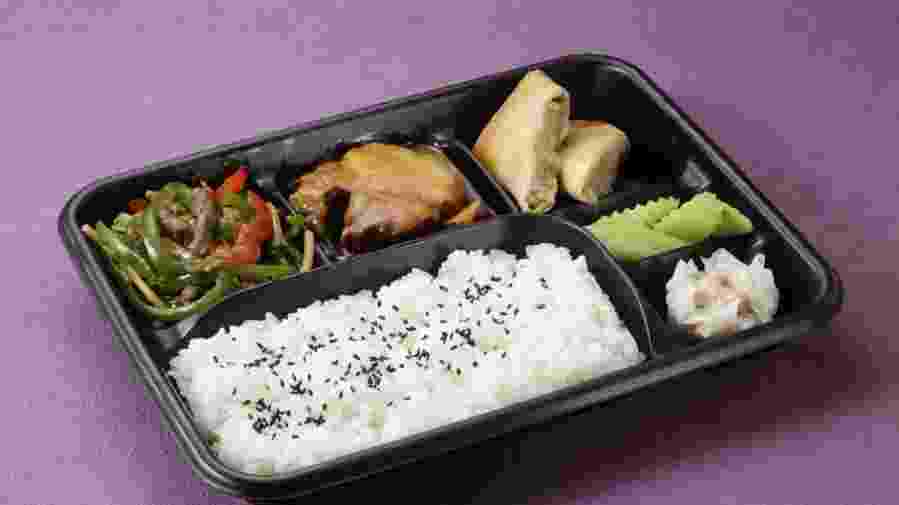 青椒牛肉絲弁当680円